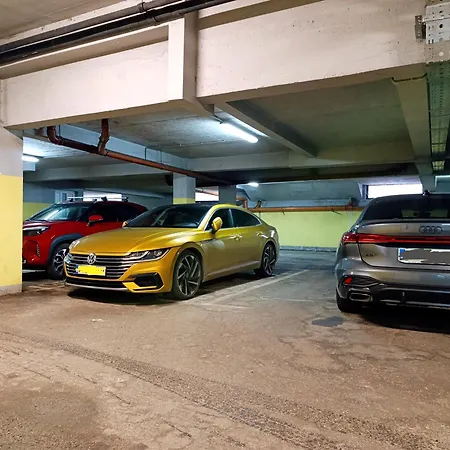 Luxapart Bascarsija Old Centar Free Parking Garage *